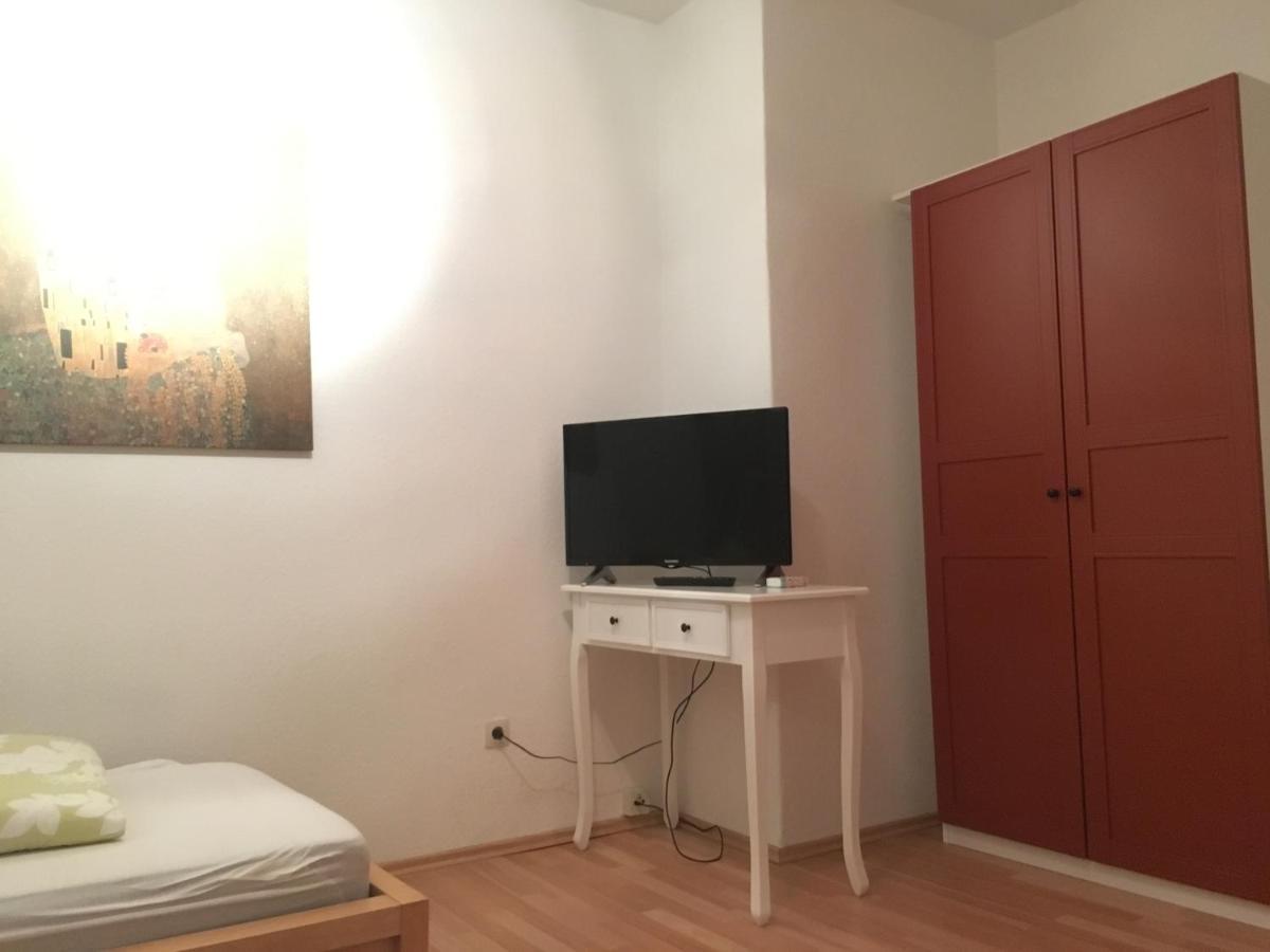 Messe Zu Fuss Daire Hannover Dış mekan fotoğraf